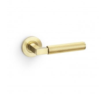 A&W AW202 Hurricane Reeded Lever On Round Rose - Satin Brass
