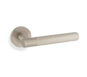 A&W AW220SN Spitfire Diamond Knurled Lever On Round Rose - Satin Nickel