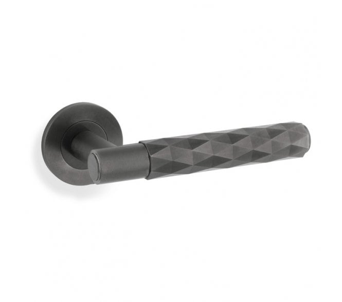 A&W AW226 Spitfire Diamond Cut Lever On Round Rose - Dark Bronze