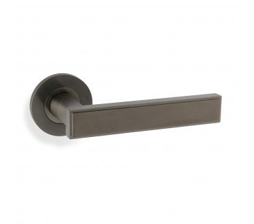 A&W AW260 Jesper Lever On Round Rose - Dark Bronze