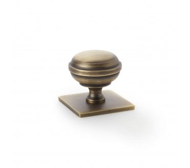 A&W AW826 Quantock Cupboard Knob On Square Backplate - Antique Brass