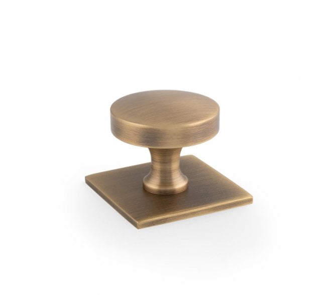 A&W AW835 Bullion Cupboard Knobs On Square Backplate - Antique Brass