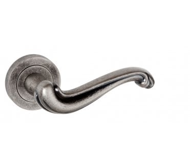 Atlantic Old English Colchester Lever Handle on Rose - Distressed Silver