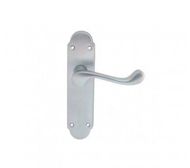 Carlisle Brass DL Oakley Door Handles On Backplate - Satin Chrome