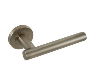 Eclipse 34907 Straight T-Bar Lever On Round Rose - Matt Antique Brass