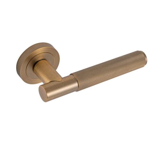 Eclipse 62237 Knurled Lever on Round Rose - Matt Antique Brass