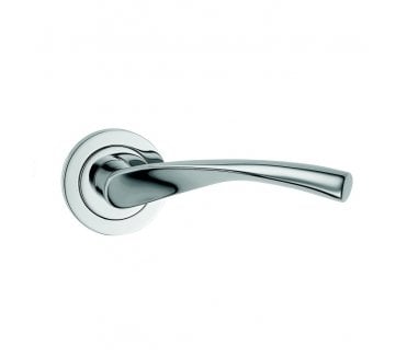Fortessa Verto Door Handle On Rose - Polished Chrome