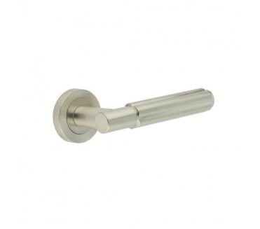 Frelan Bloom Door Handles On Round Rose - Satin Nickel