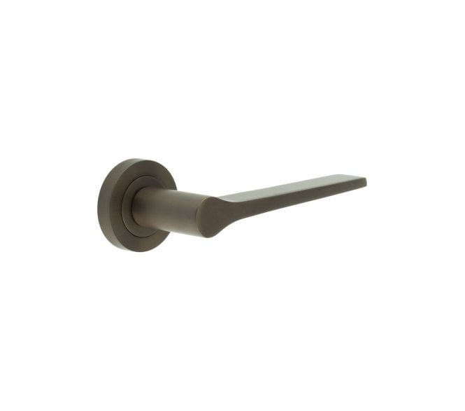 Frelan Gio Door Handles On Round Rose - Dark Bronze