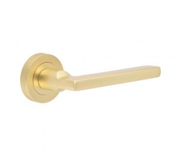 Frelan Jet Door Handles On Round Rose - Satin Brass