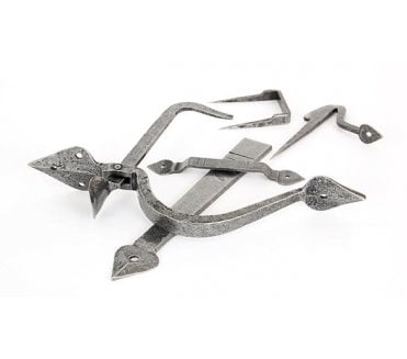 From The Anvil 33082 Tuscan Thumblatch Set -Pewter