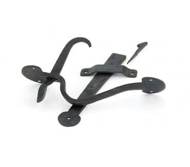From The Anvil 33100 Slim Thumblatch Set -Beeswax