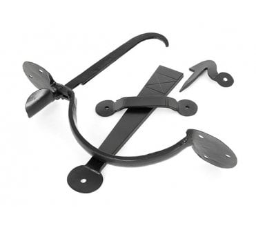 From The Anvil 33253 Heavy Bean Thumblatch Set -Black