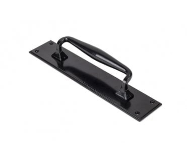 From The Anvil 33466 Pull Handle On 318x65mm Backplate - Black