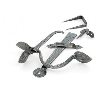 From The Anvil 33638 Gothic Thumblatch Set -Pewter