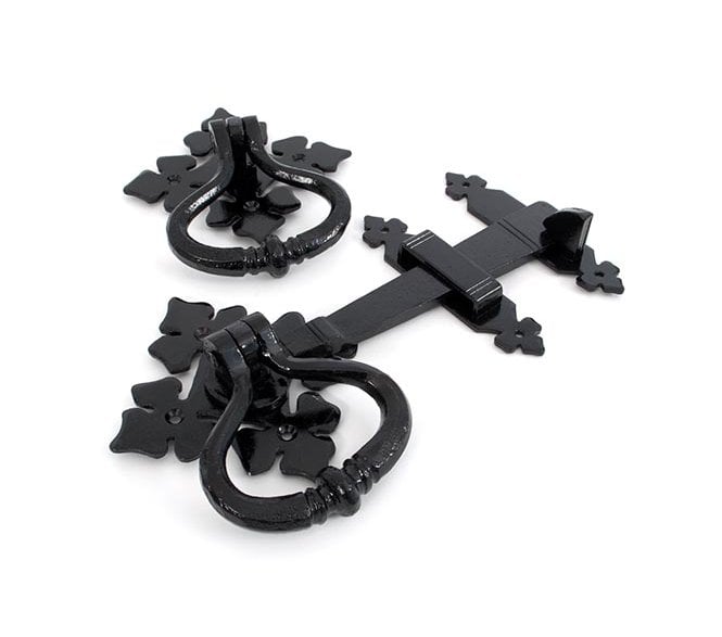 From The Anvil 33819 Shakespeare Latch Set - Black
