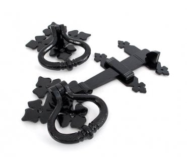 From The Anvil 33819 Shakespeare Latch Set - Black
