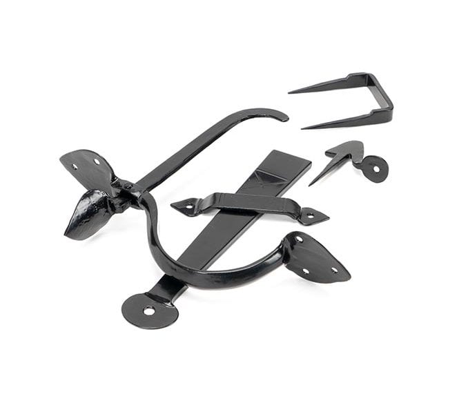 From The Anvil 45598 Gothic Thumblatch Extra Large - Black