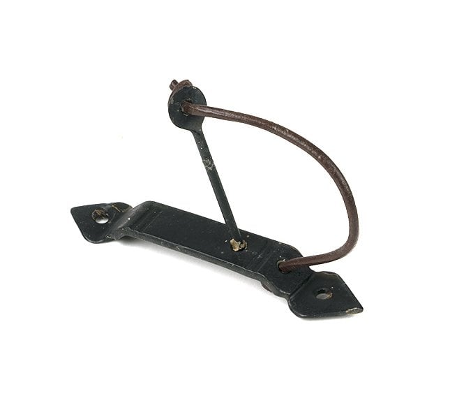From The Anvil 45601 Gothic Locking Staple & Pin For Thumb Latches - External Beeswax