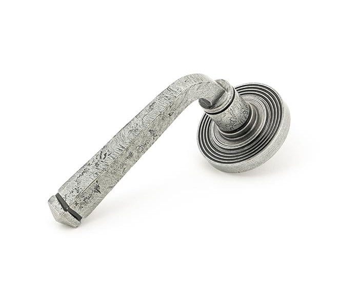 From The Anvil 45633 Avon Lever Handle On Rose Set (Beehive Rose) - Pewter