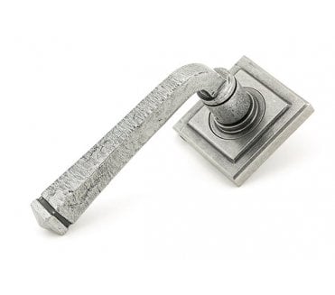 From The Anvil 45634 Avon Lever Handle On Rose Set (Square Rose) - Pewter