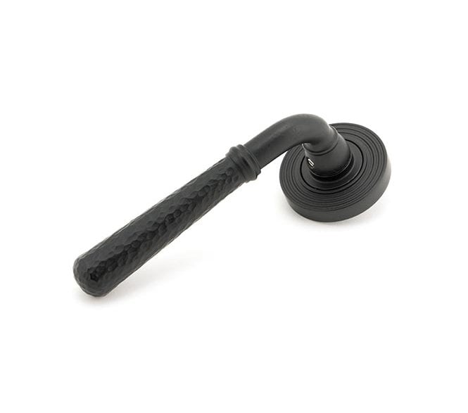 From The Anvil 45653 Hammered Lever Handle On Rose Set (Beehive Rose) - Matt Black