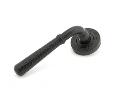 From The Anvil 49987 Hammered Lever Handle On Rose Set (Unsprung Beehive Rose) - Matt Black