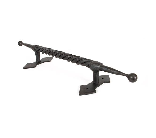 From The Anvil 83663 Robe Twist Pull Handle 500mm - Beeswax