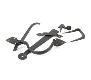 From The Anvil 91497 Gothic Thumblatch Set - External Beeswax