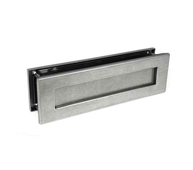 From The Anvil 91527 Blacksmith Letter Box 315x92mm - Pewter