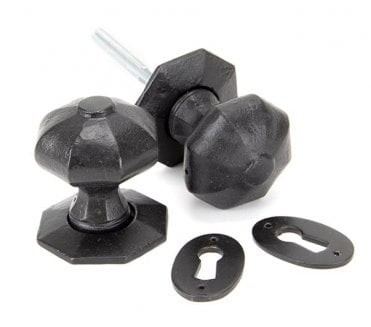 From the Anvil 92064 Octagonal Mortice/Rim Knob Set - External Beeswax