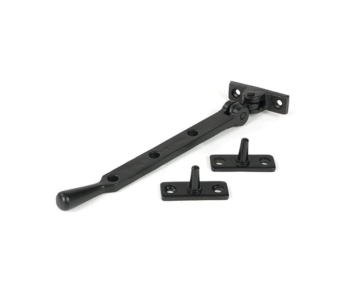 From The Anvil Matt Black 8 Newbury Stay