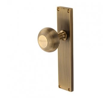 Heritage Brass Beehive Mortice Knobs On Reeded Backplate - Antique Brass