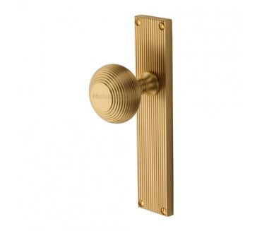 Heritage Brass Beehive Mortice Knobs On Reeded Backplate - Satin Brass