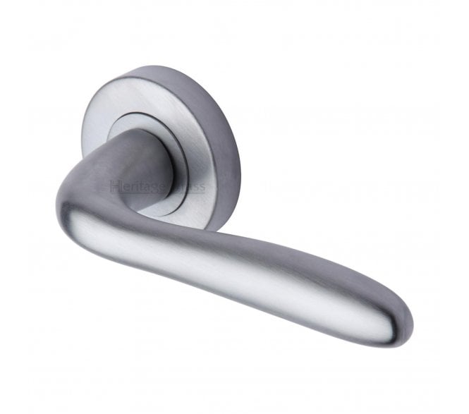 Heritage Brass COL1762 Columbus Door Handles On Round Rose - Satin Chrome