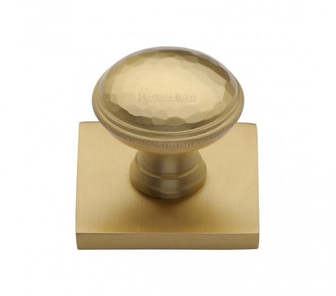 Heritage Brass Diamond Cut Designer Cabinet Knob on Square Backplate - Satin Brass