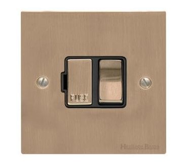 Heritage Brass Elite Flat Plate 13Amp Switched Spur - Antique Brass