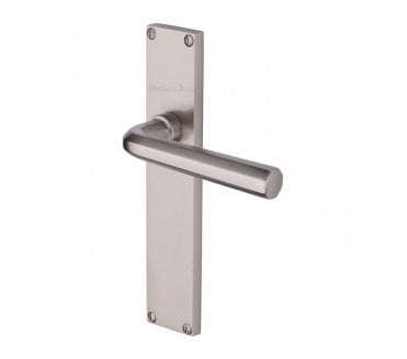 Heritage Brass Octave On Long Backplate - Satin Nickel