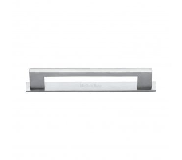 Heritage Brass PL0337 Metro Cabinet Pull Handles On Backplate - Satin Chrome