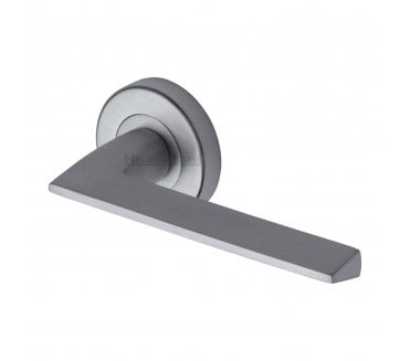 Heritage Brass Pyramid Door Handles On Round Rose - Satin Chrome