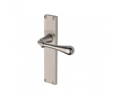Heritage Brass Roma On Reeded Backplate - Satin Nickel