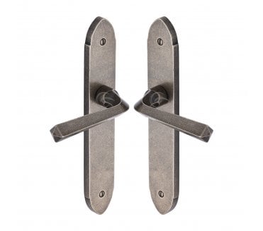 Heritage Brass RPW Grafton Door Handles On Backplate - Rustic Pewter