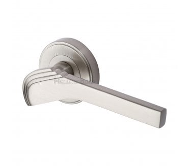 Heritage Brass Tiffany Art Deco Door Handles On Round Rose - Satin Nickel