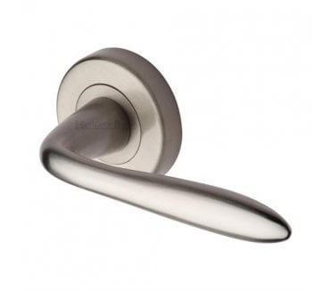 Heritage Brass V1750 Sutton Door Handles On Round Rose - Satin Nickel