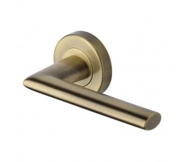 Heritage Brass V2355 Admiralty Lever on Rose - Antique Brass
