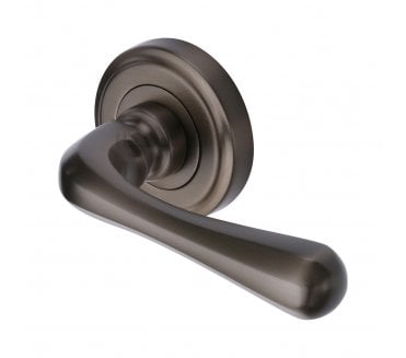 Heritage Brass V3020 Charlbury Door Handles On Round Rose - Matt Bronze