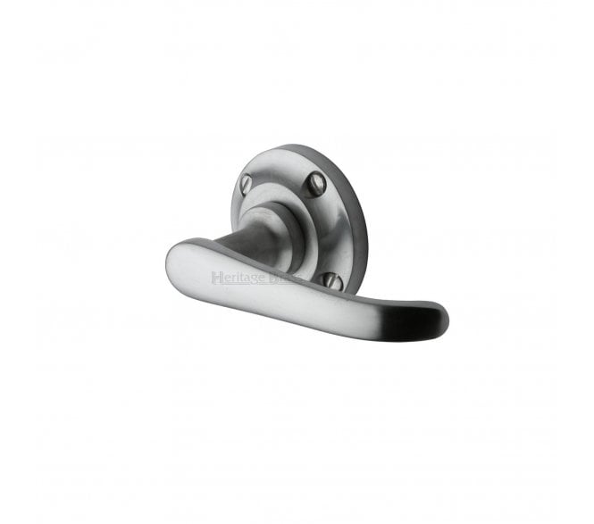 Heritage Brass V720 Windsor Door Handles On Round Rose - Satin Chrome
