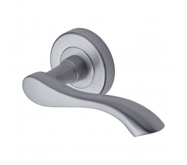 Heritage Brass V7210 Algarve Door Handles On Round Rose - Satin Chrome