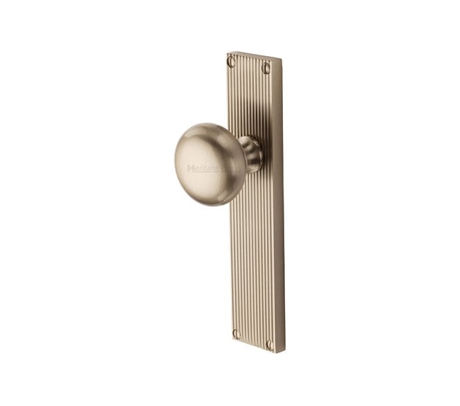 Heritage Brass V9200-SN Victoria Mortice Knobs On Reeded Backplate - Satin Nickel