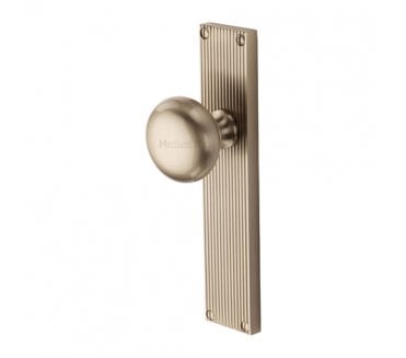 Heritage Brass V9200-SN Victoria Mortice Knobs On Reeded Backplate - Satin Nickel